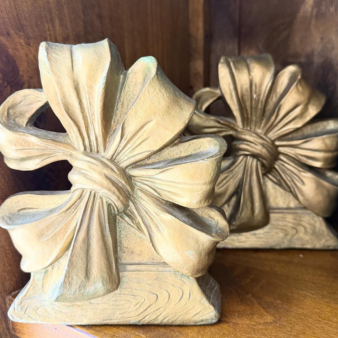 Vintage Pair of Resin Bow Bookends
