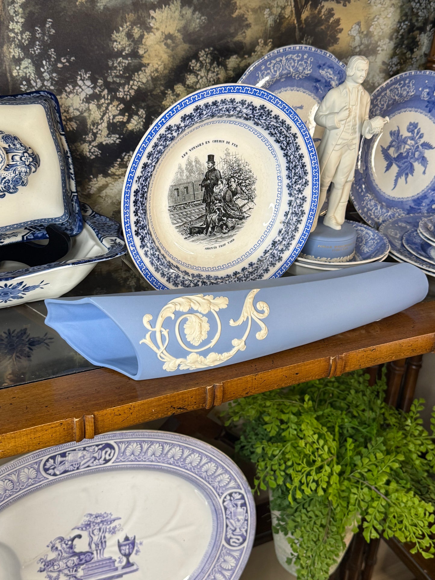 Vintage Wedgwood Jasperware Quiver Wall Vase | Blue & White Neoclassical Wall Pocket | DA4558