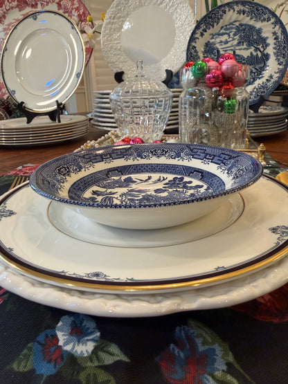 Set of 7 VINTAGE BLUE WILLOW soup bowls stamped made in England
