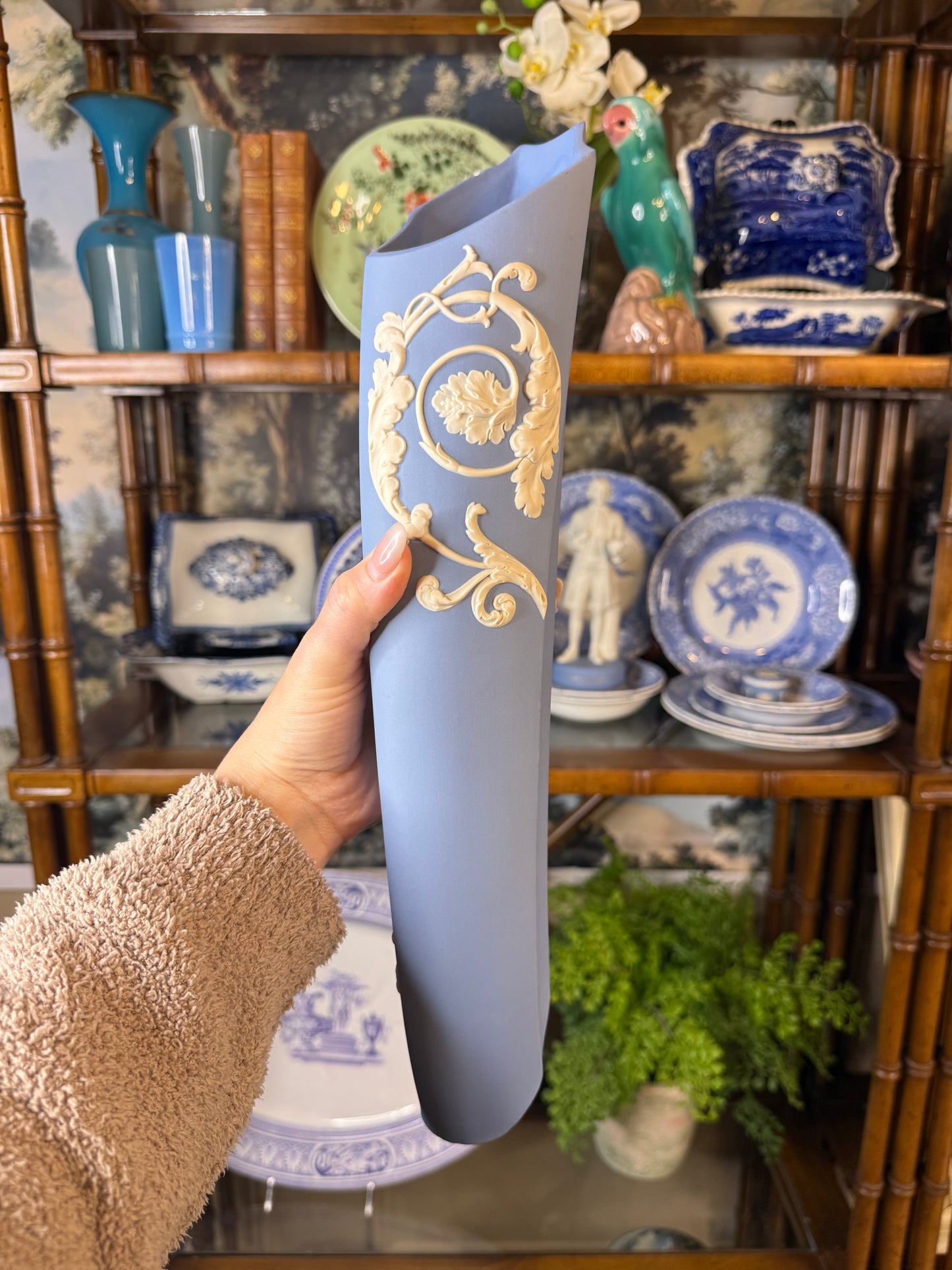 Vintage Wedgwood Jasperware Quiver Wall Vase | Blue & White Neoclassical Wall Pocket | DA4558