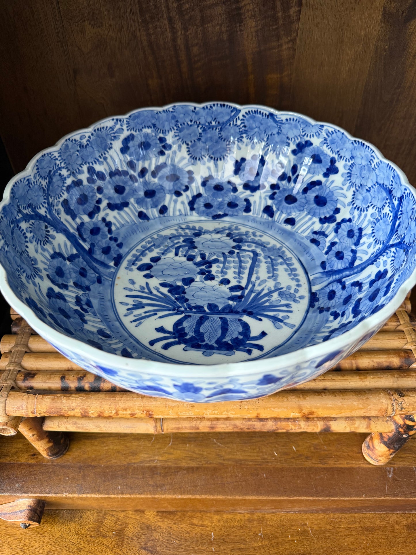 Antique Japanese Blue & White Floral Scalloped Edge Bowl