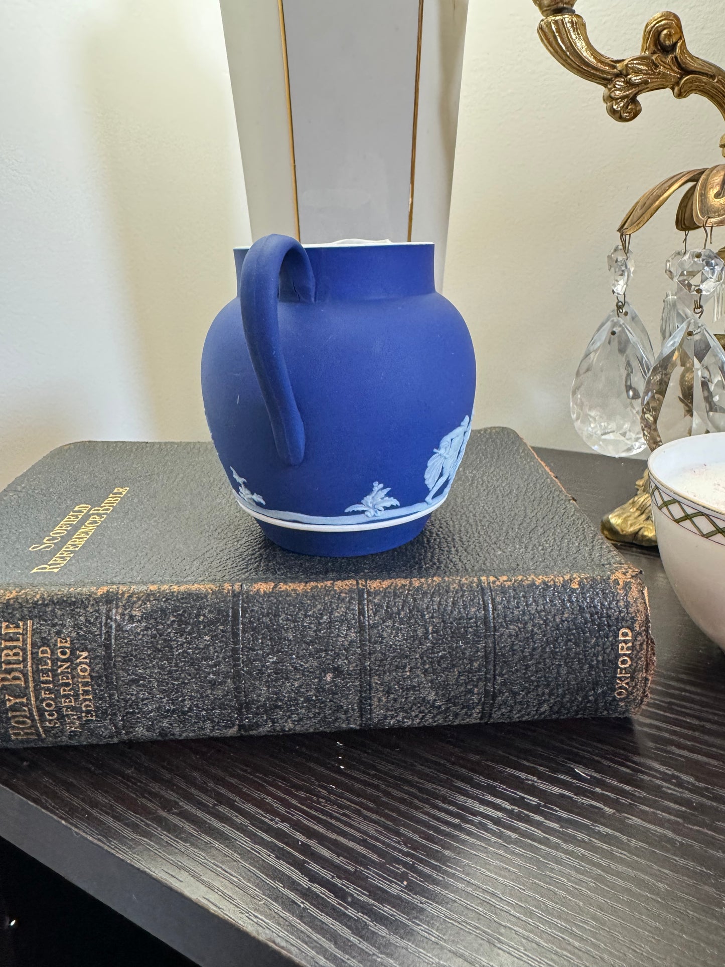 Wedgwood vintage royal blue dip creamer jasperware