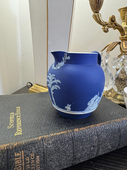 Wedgwood vintage royal blue dip creamer jasperware
