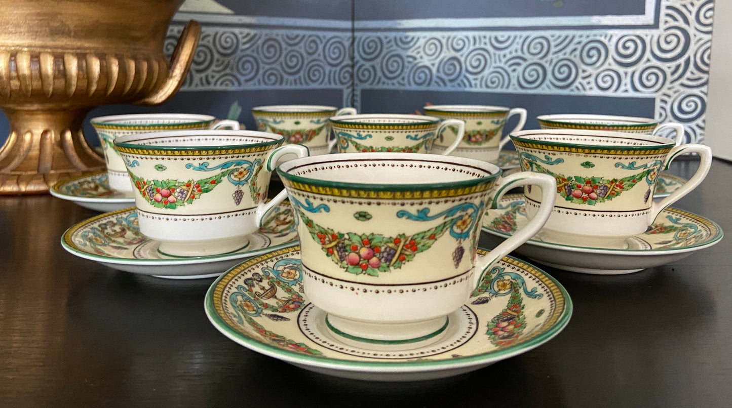 Gorgeous Royal Worcester Windsor Demitasse Cups & Saucers