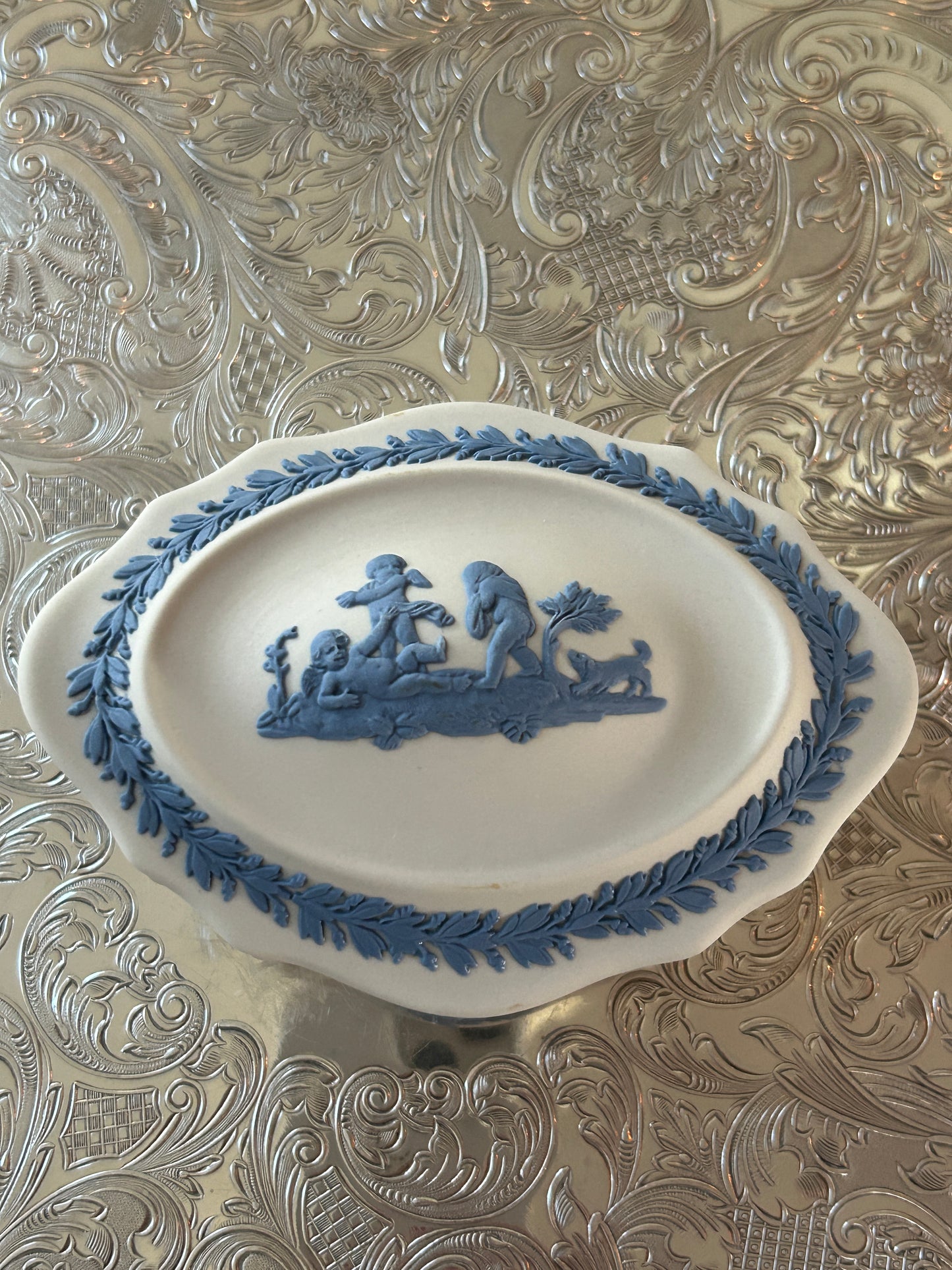 Vintage Wedgwood Blue on White Jasperware Box – Lillian Grey