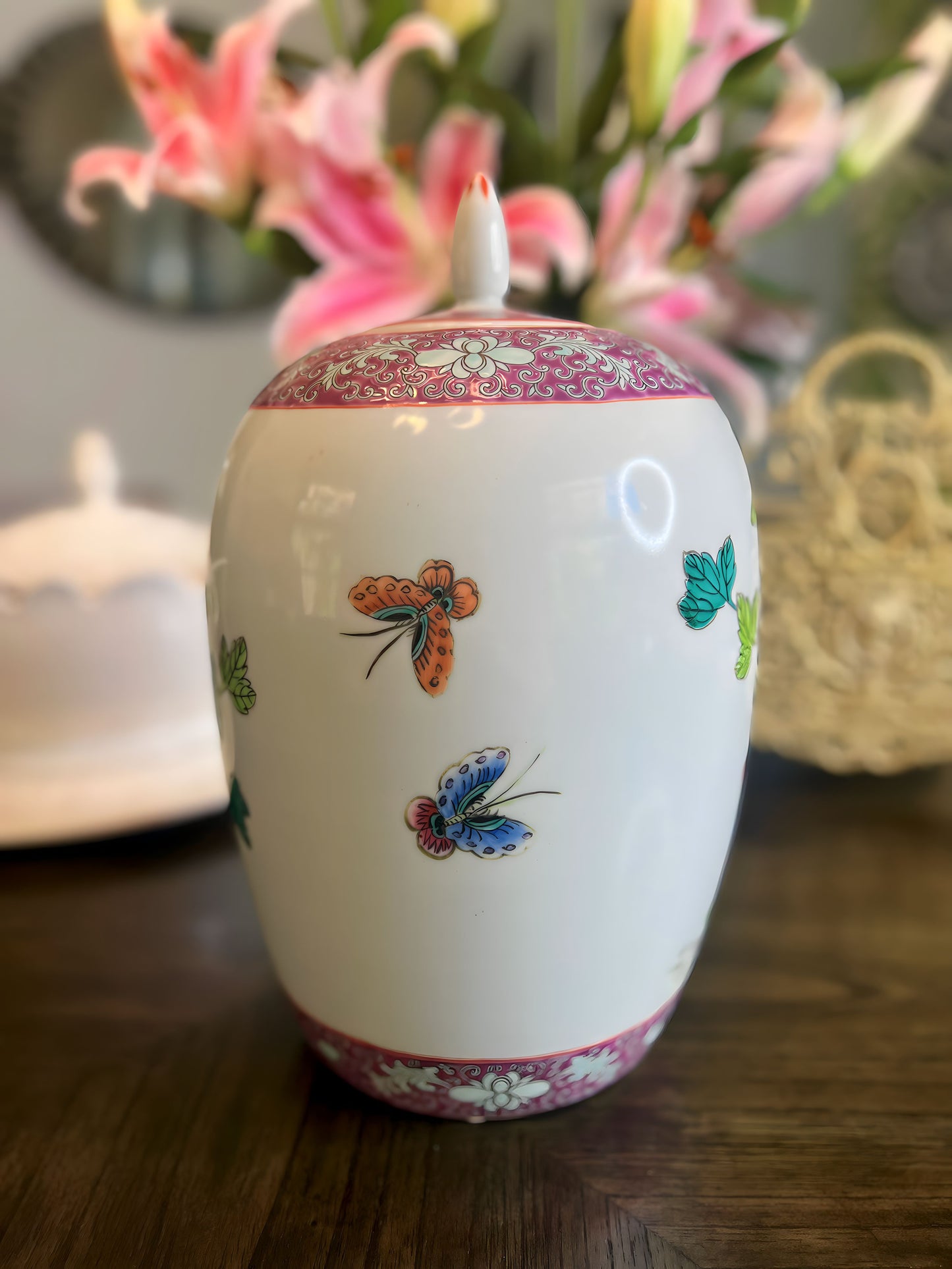 Large Vintage Maitland Smith Floral and Butterflies Ginger Jar, 14” Tall - Pristine!