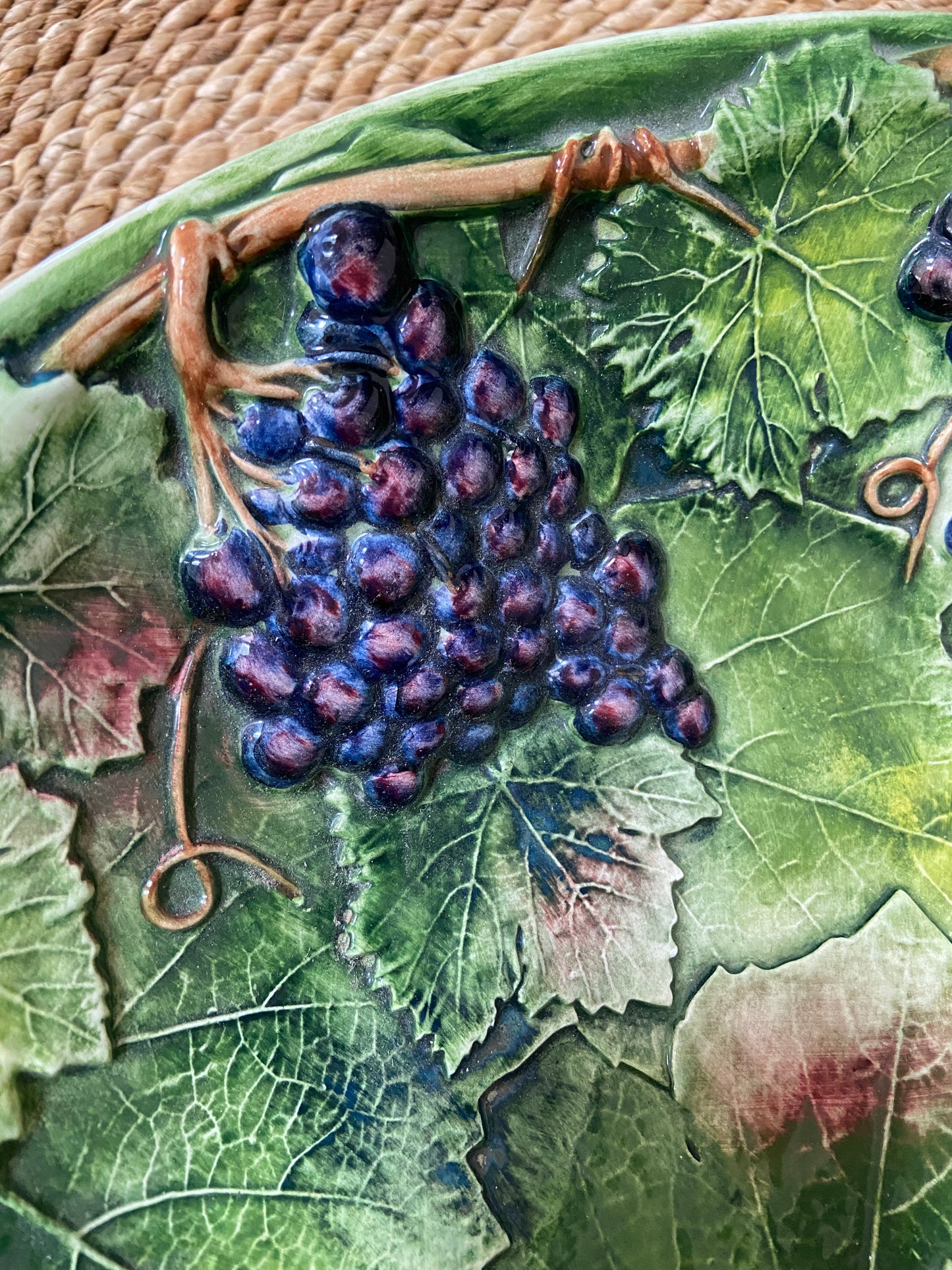 Gorgeous Vintage Italian Green Leaf Grape Vine Centerpiece Bowl