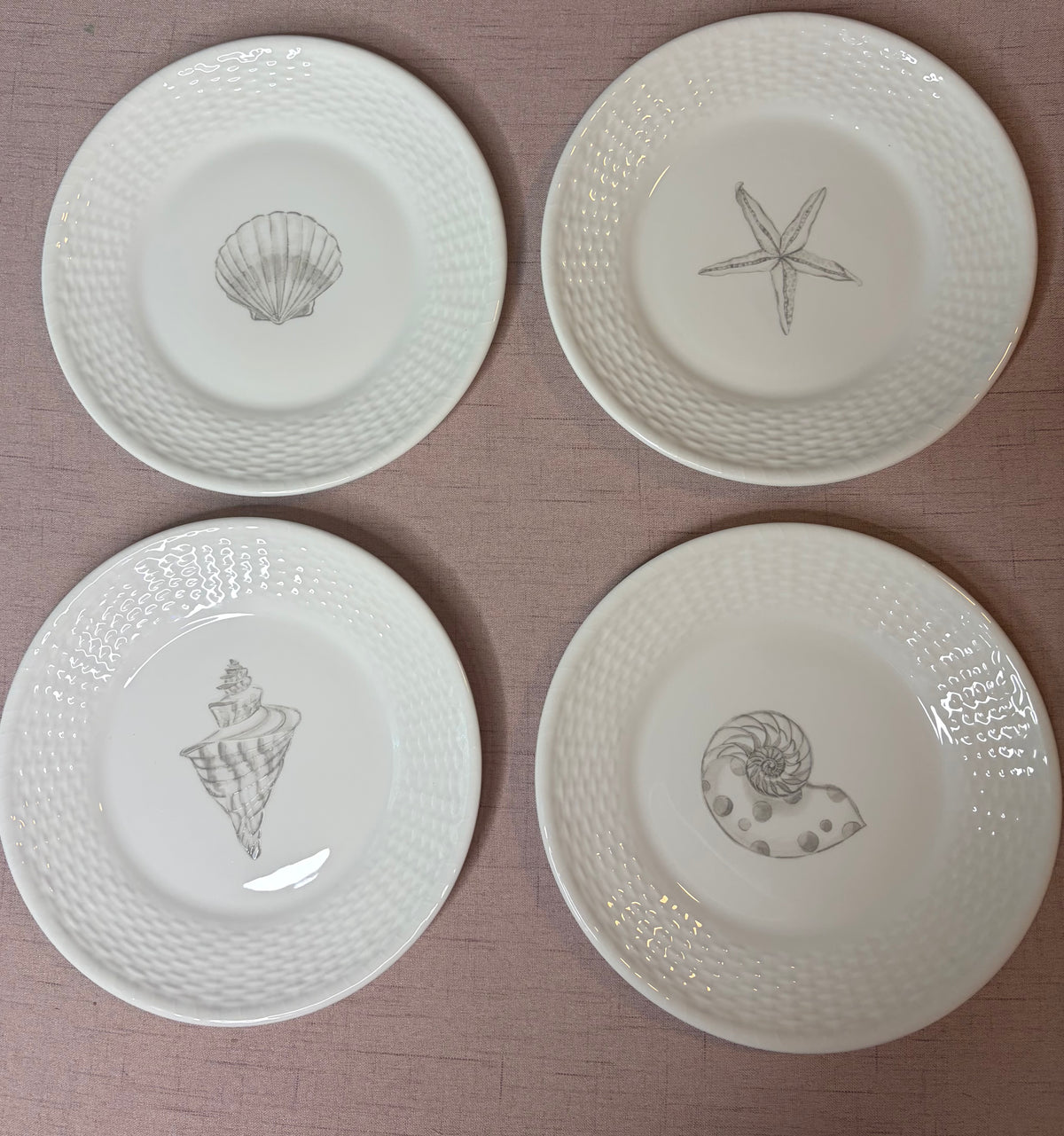Stunning Wedgwood Nantucket plates set of 4!