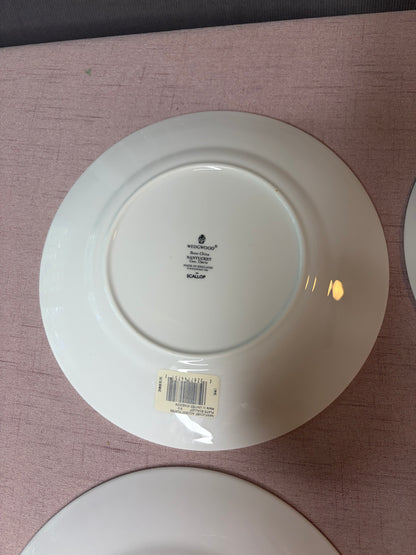Stunning Wedgwood Nantucket plates set of 4!