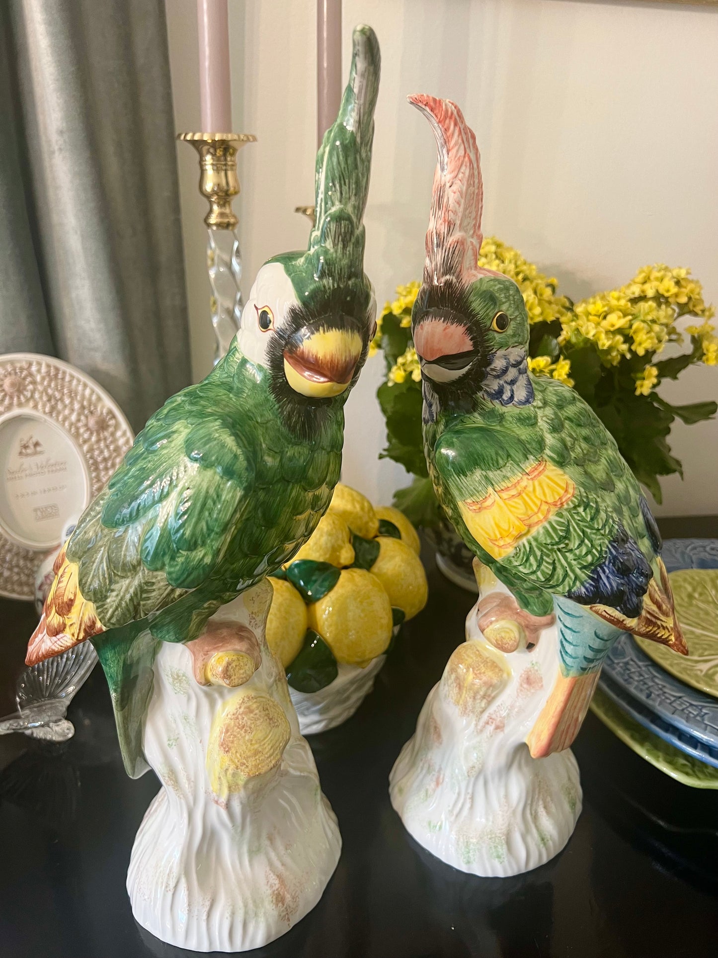 Pair of Vintage Mottahedeh 15.5” Chinoiserie Cockatoos Made In Italy