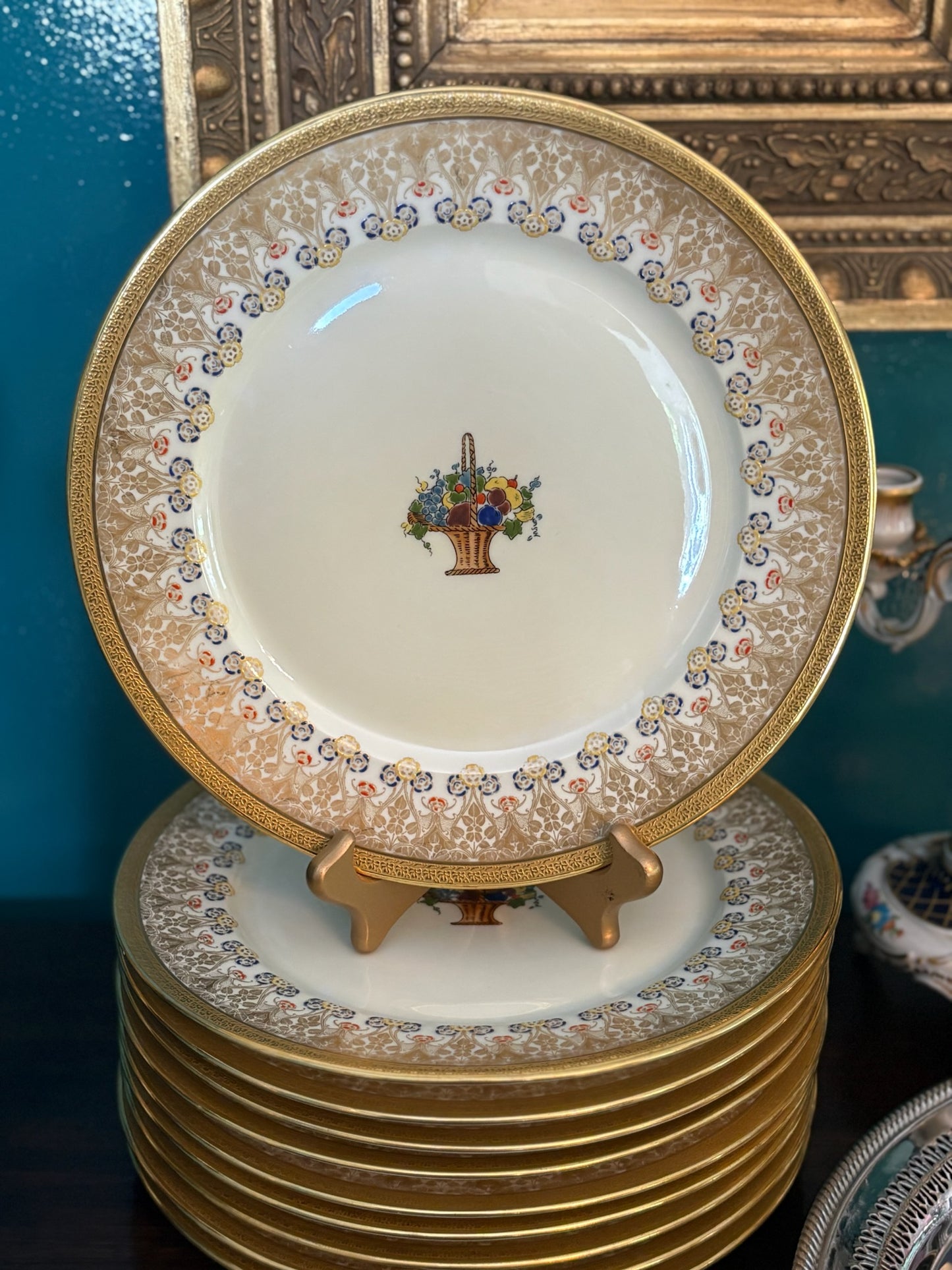 RESERVED - COURTMILES19 - WCCR Charitable Item #186 | Set of 10 Limoges France Dinner Plates | 22K Gold Trim