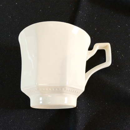 Vintage Johnson Bros. Heritage White Ironstone China! 12pc. set