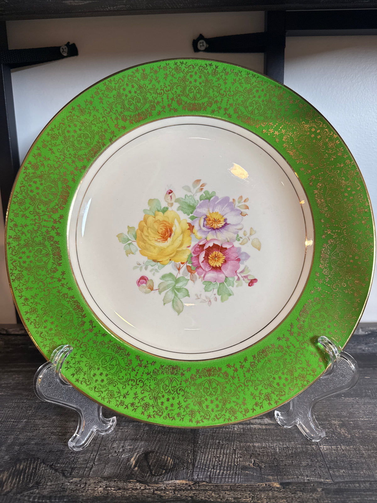 Homer Laughlin 11” Green & Gold Floral Plate – Warranted 22 Carat Gold