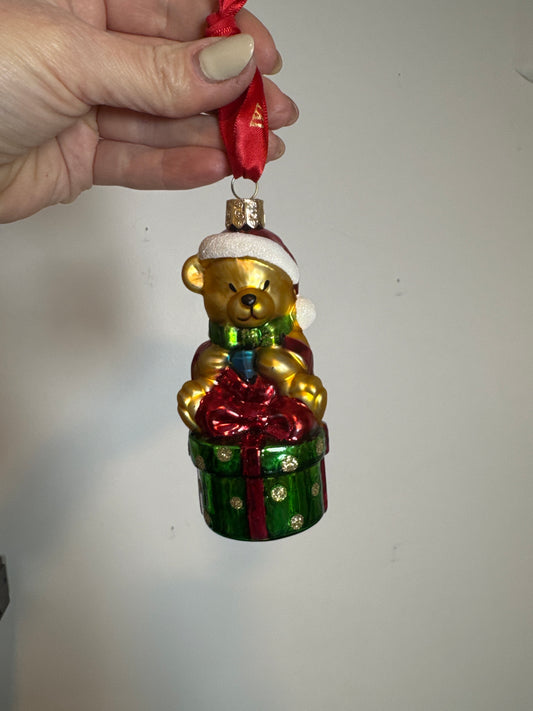 Waterford Holiday Heirlooms Teddy Bear on Gift Box Glass Christmas Ornament