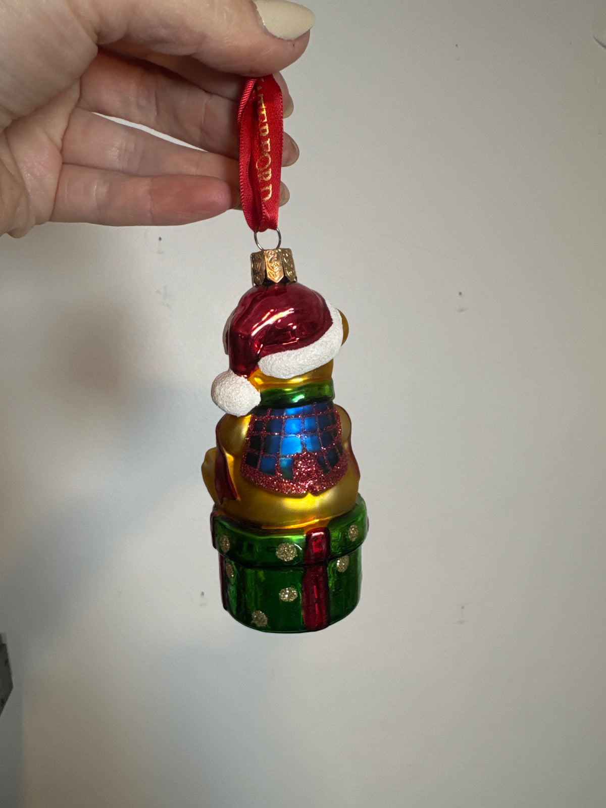 Waterford Holiday Heirlooms Teddy Bear on Gift Box Glass Christmas Ornament