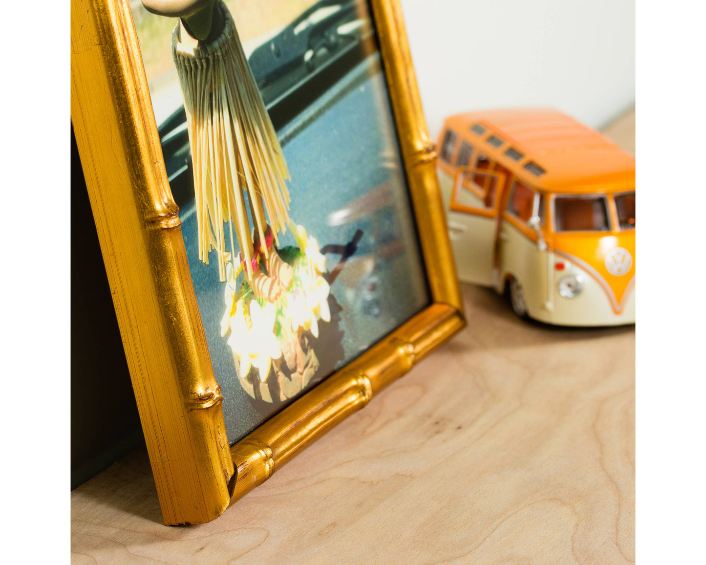 16x20 Picture Frame, Vintage Bamboo Vintage Gold, Assembled