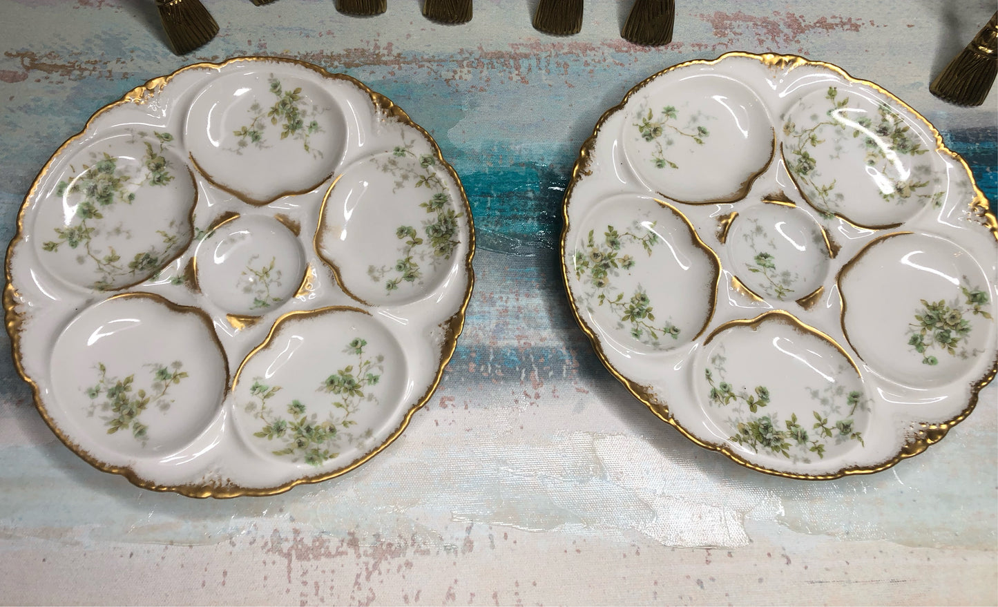 Antique Haviland Limoges Oyster Plate with beautiful green flowers and gold detailing - Excellent condition!