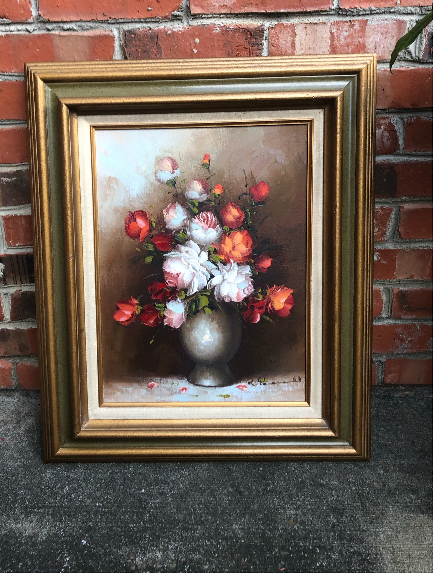 Beautiful Floral Original Framed Painting Signed Roy Pasanault- Excellent condition!