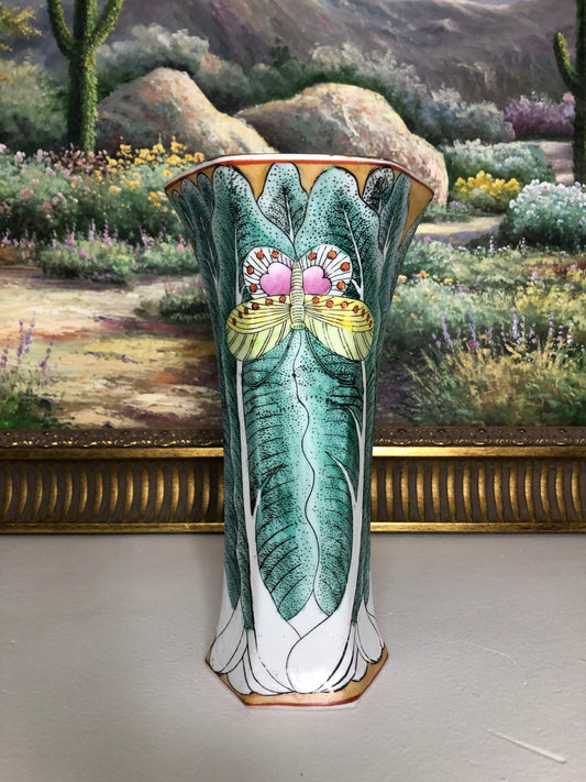Beautiful Andrea by Sadek 10” Bok Choy Vase- Excellent condition!