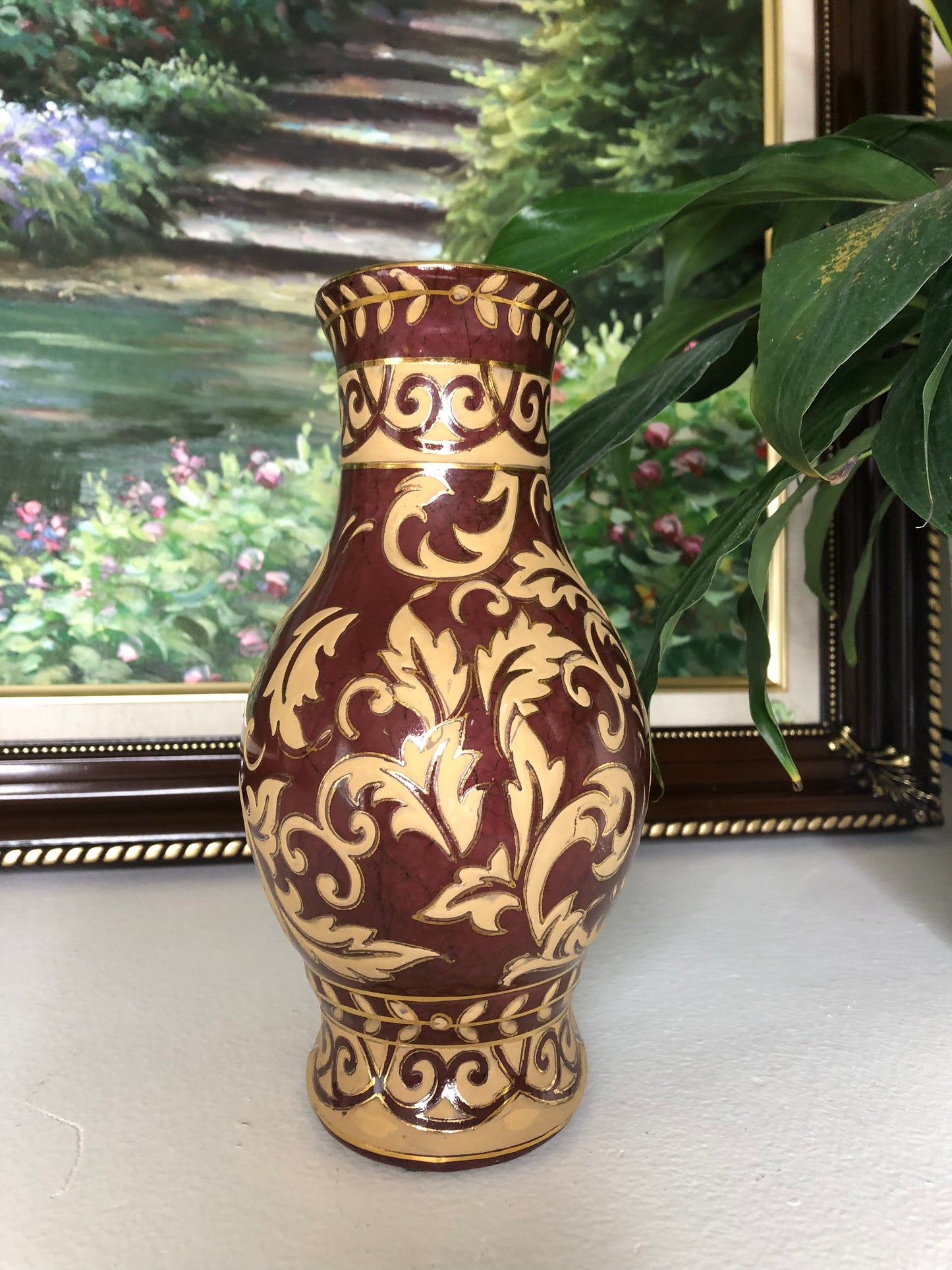 Vintage Andrea by Sadek Royal Scroll Vase- Excellent condition!