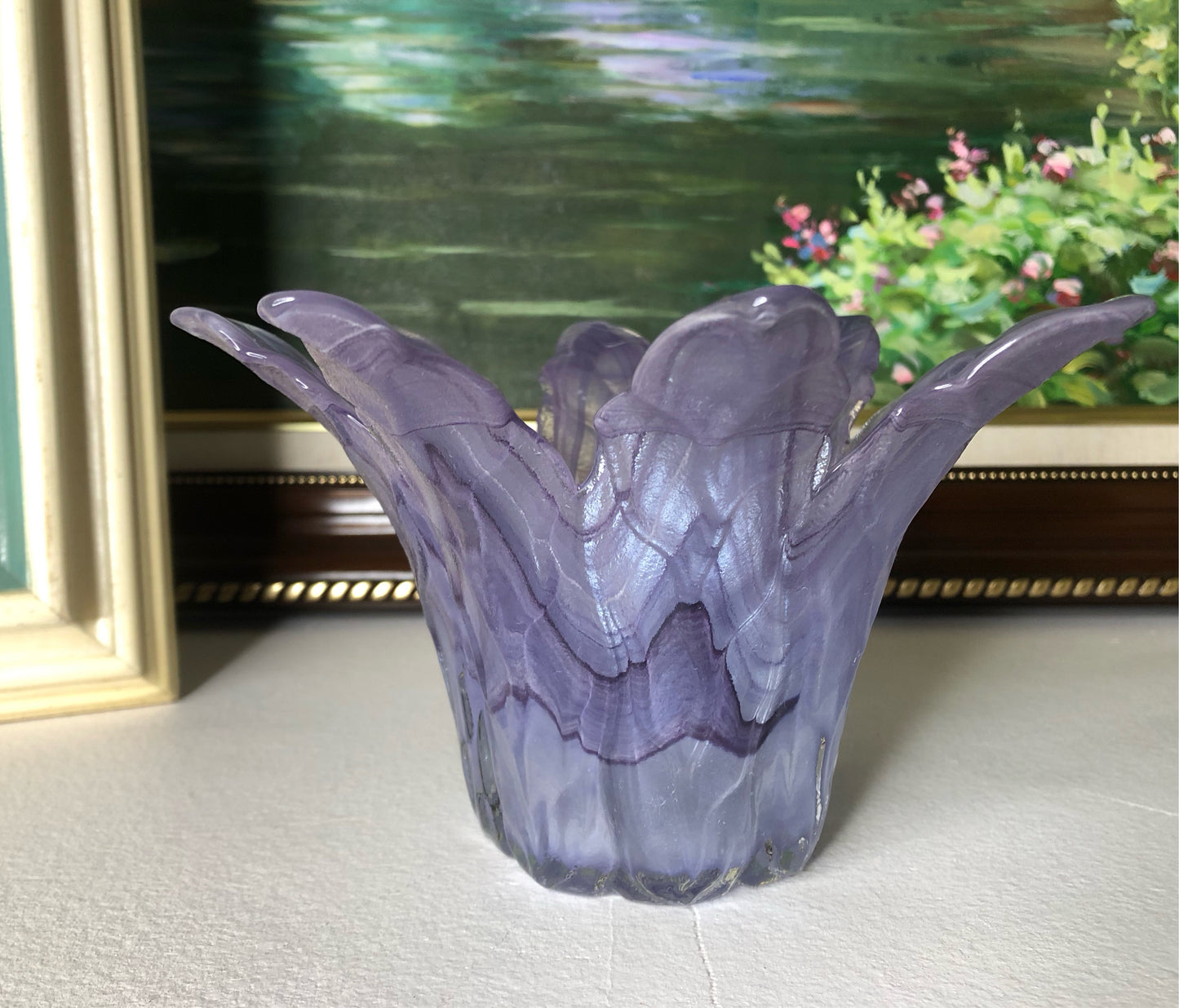 Beautiful Murano Lavender Flower glass bowl - Pristine!