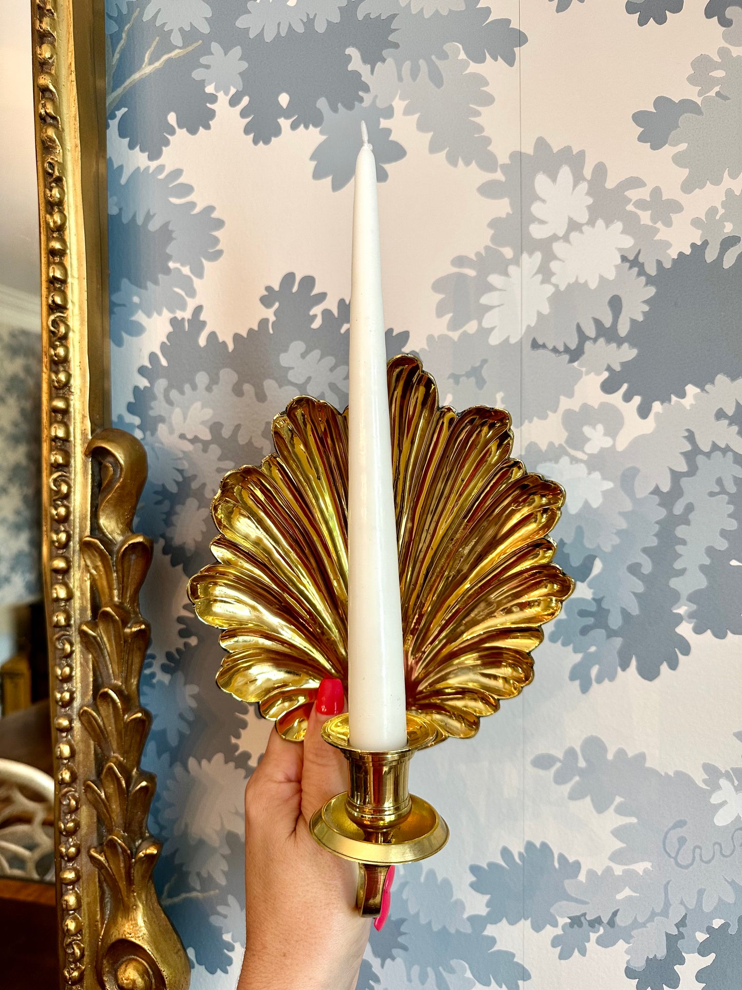 Pair of Fabulous Brass Shell Candle Wall Sconce Holders