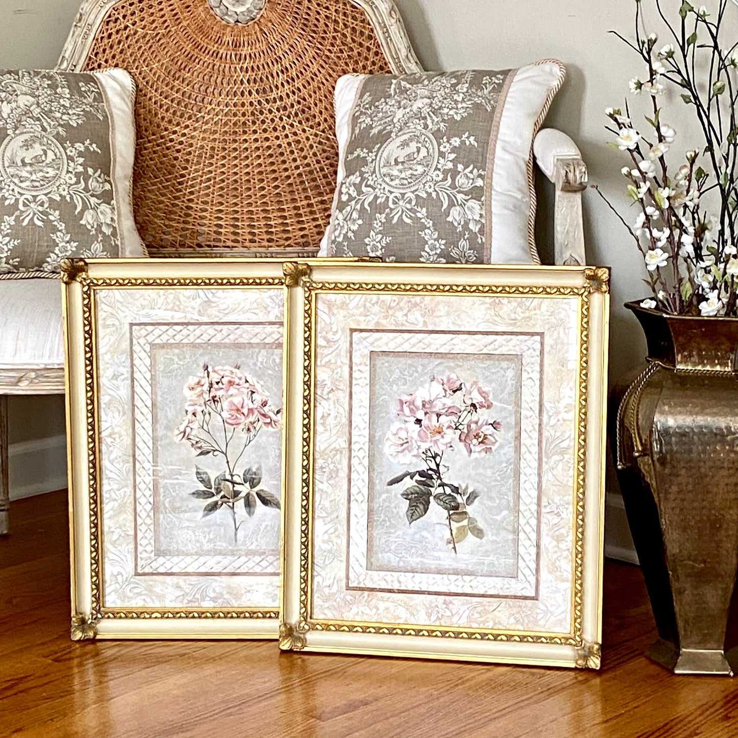 Lovely pair of vintage designer botanical floral wall art in gold gilt & ivory framing