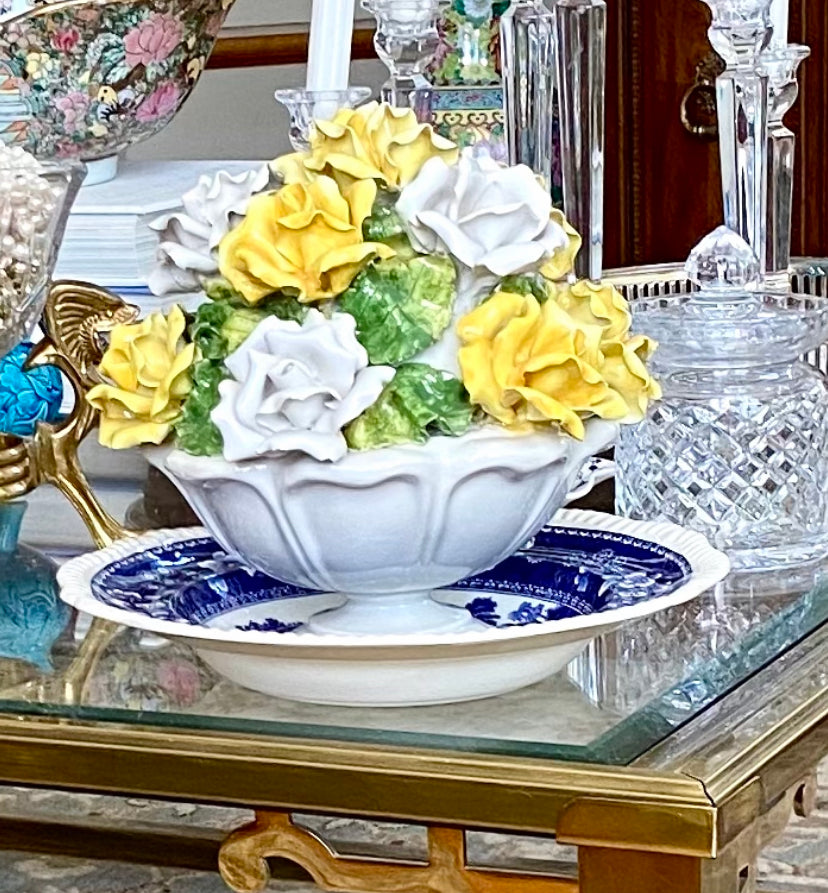 Gorgeous vintage porcelain Italian designer  floral centerpiece decor