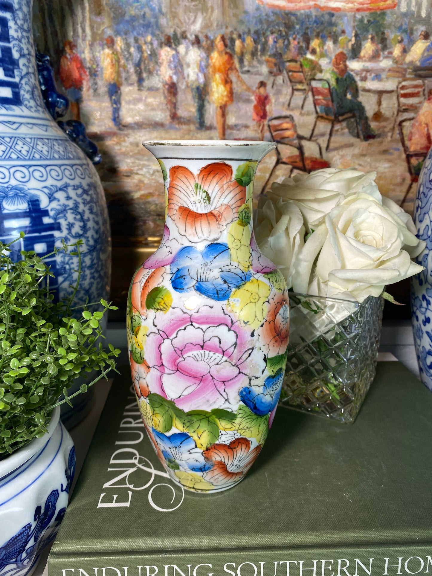 Vintage Chinese Porcelain Floral Vase, 8.25" Tall - Pristine!