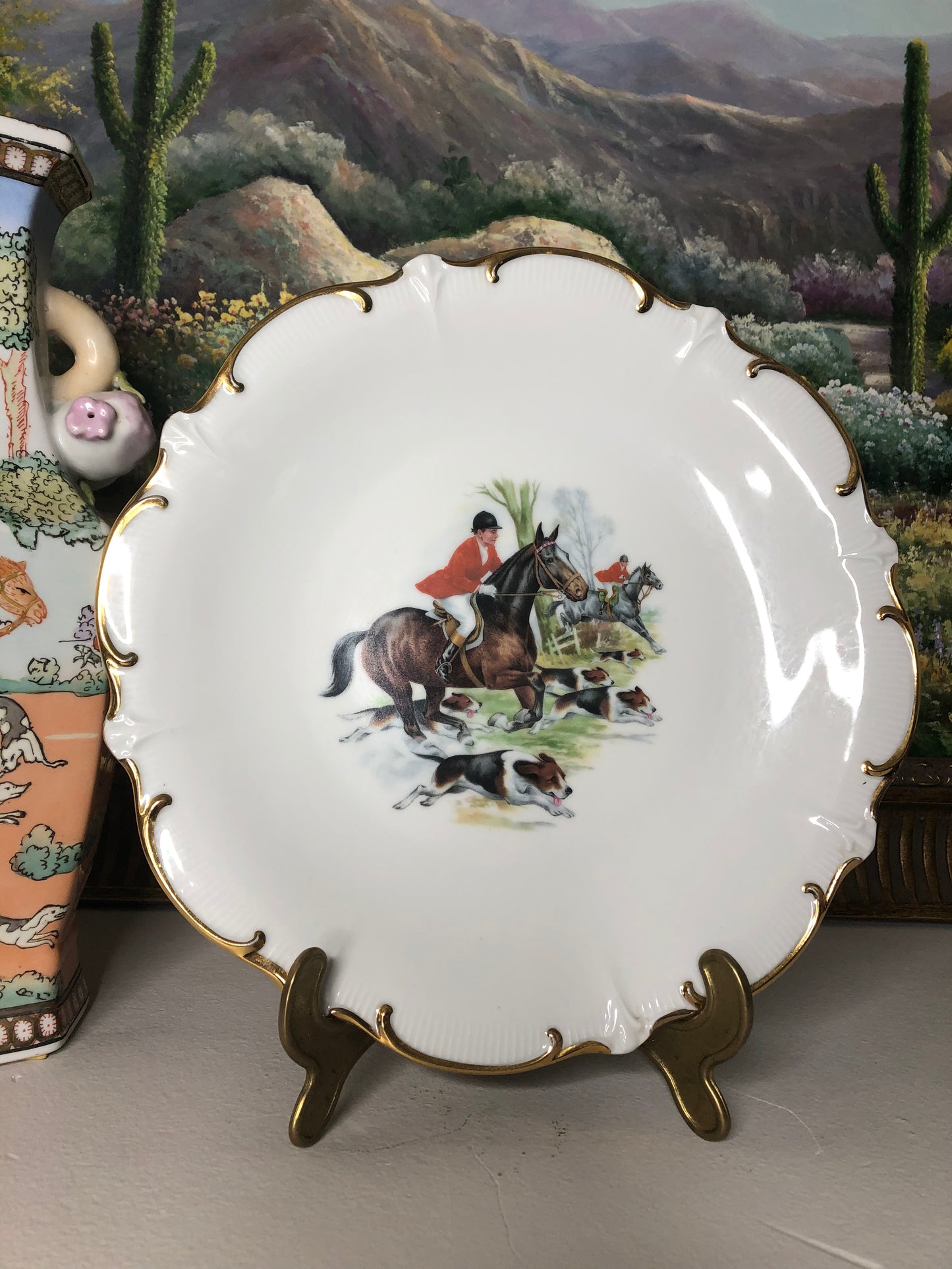 Lovely Vintage Hunting Scene with dogs 10” platter - Excellent condition!