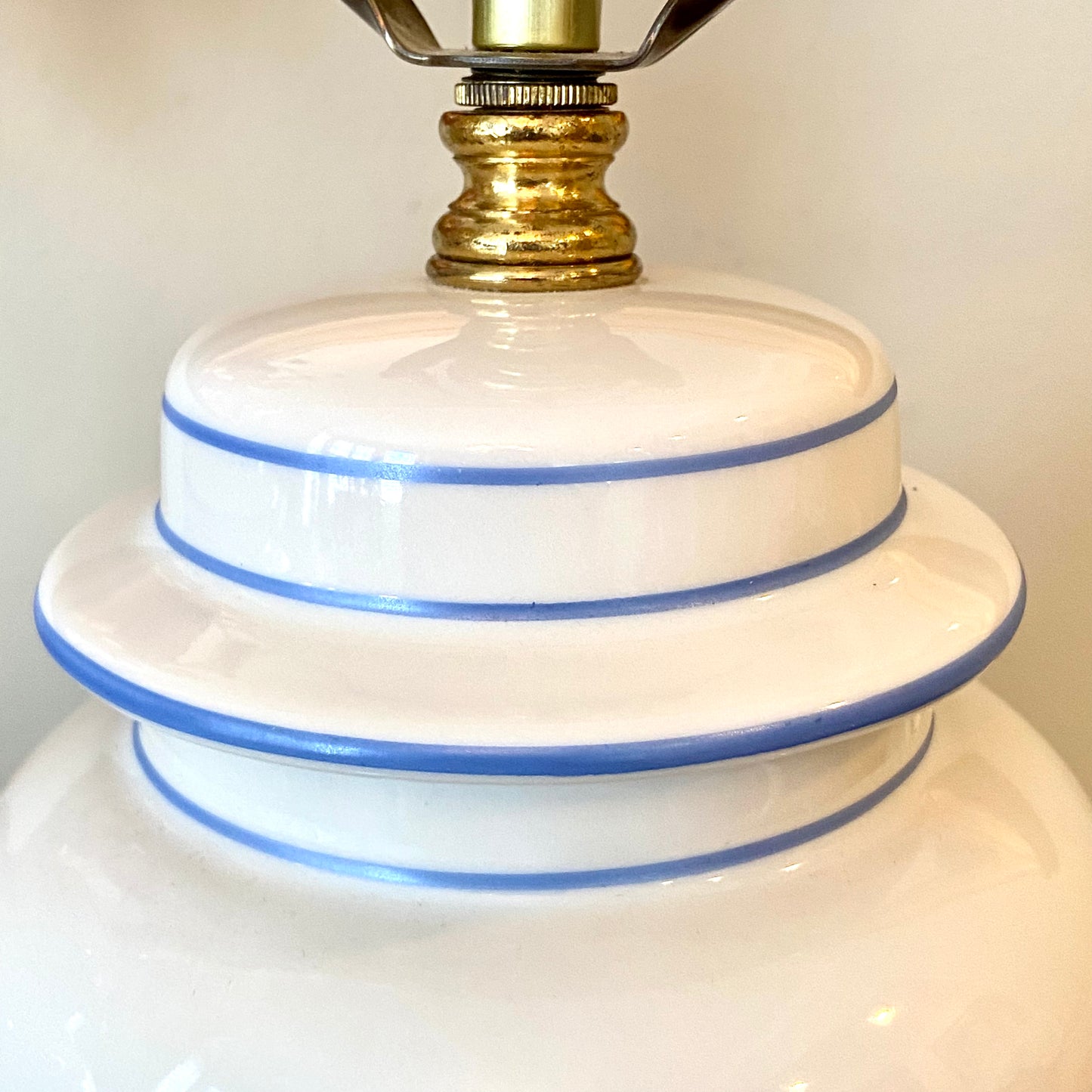 Vintage Pair (2) blue and white ginger jar lamps, 21" Tall - Pristine!