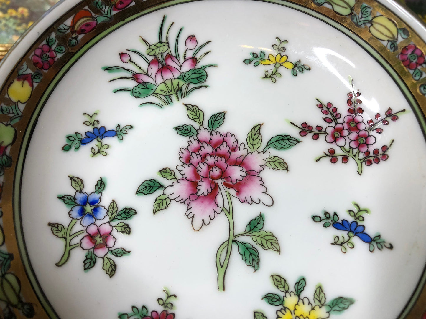 Sweetest floral trinket dish- Excellent condition!