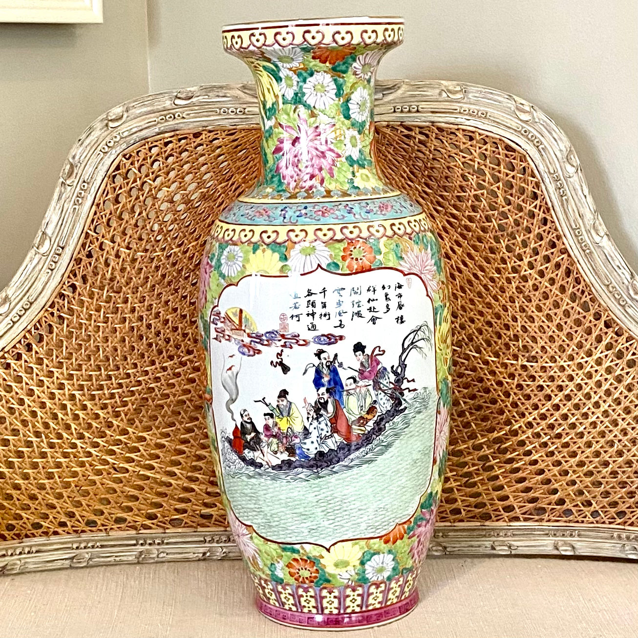 PInk perfection! 20th century vintage massive chinoiserie rose Famille floor vase.