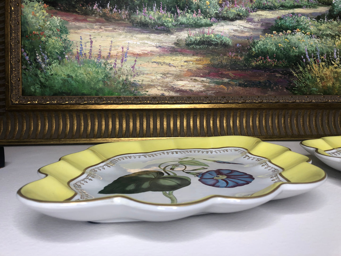 Lovely Chelsea House Morning Glory Floral Tray with scalloped yellow border- Vintage condition!