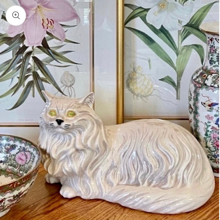 Massive Vintage porcelain ivory large Persian kitty cat statue figurine
