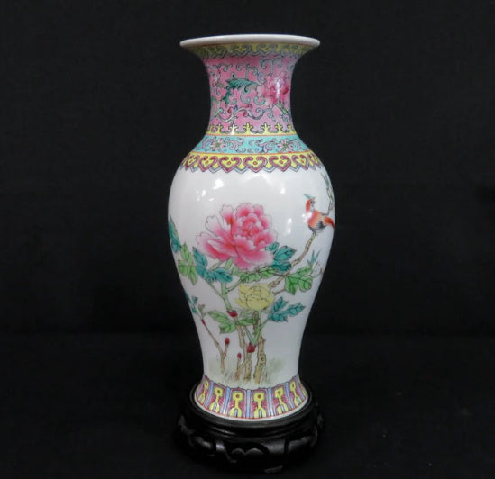 Vintage porcelain chinoiserie chic vase w/stand - 9.5” Tall