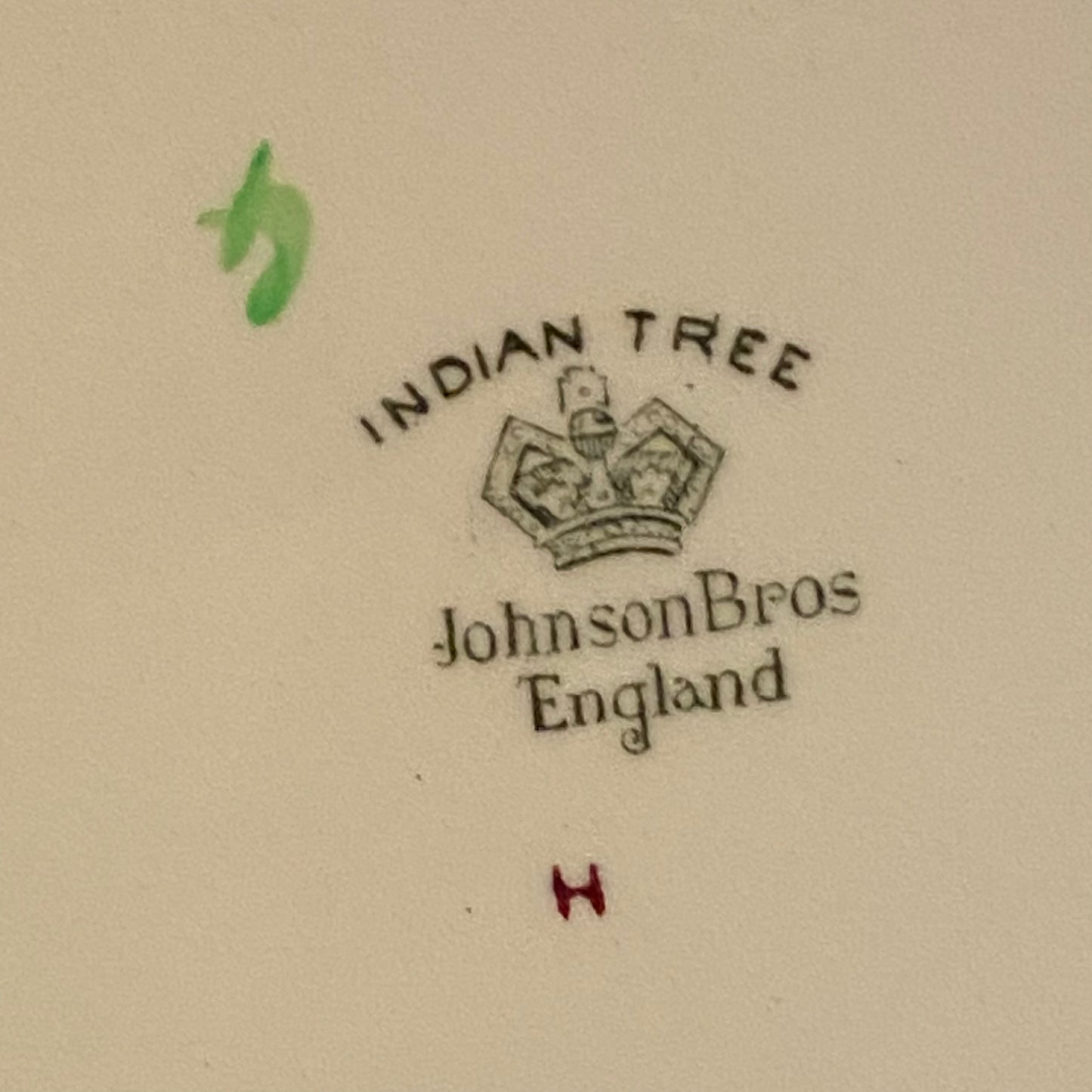 Beautiful Indian Tree by Johnson Brothers of England dinner plate