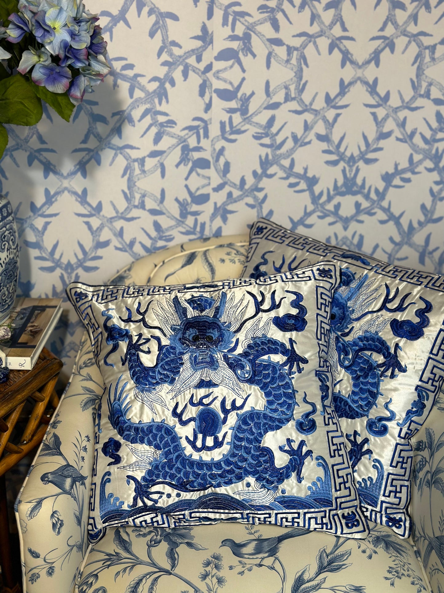 NEW - Blue & White, 20x20" Silk Dragon, Embroidered Pillow W/ Insert