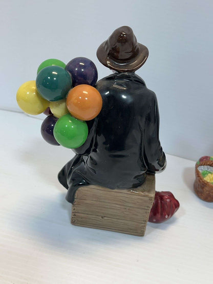 Vintage Royal Doulton Ballon Couple Figurines, Excellent!!