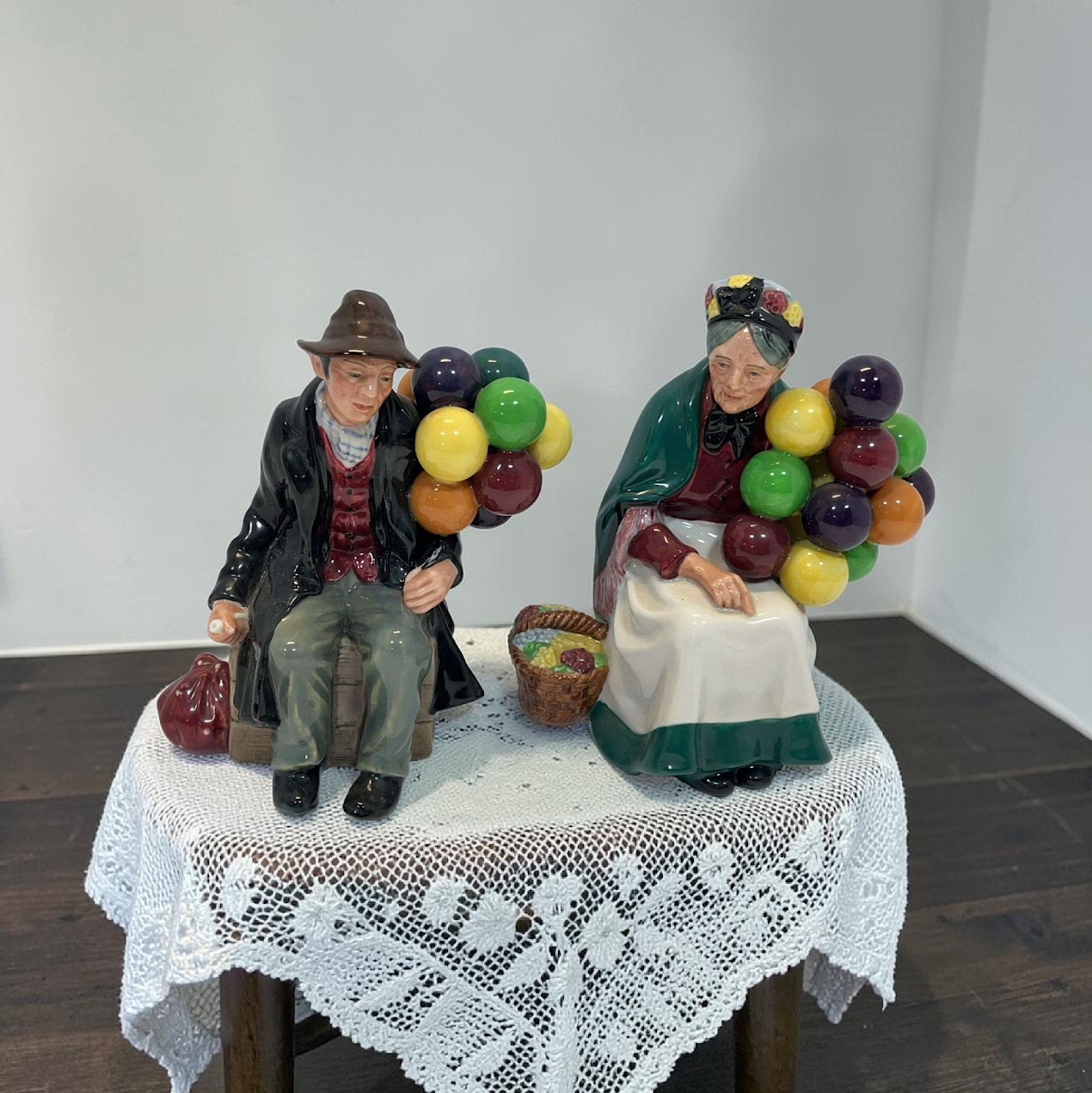 Vintage Royal Doulton Ballon Couple Figurines, Excellent!!