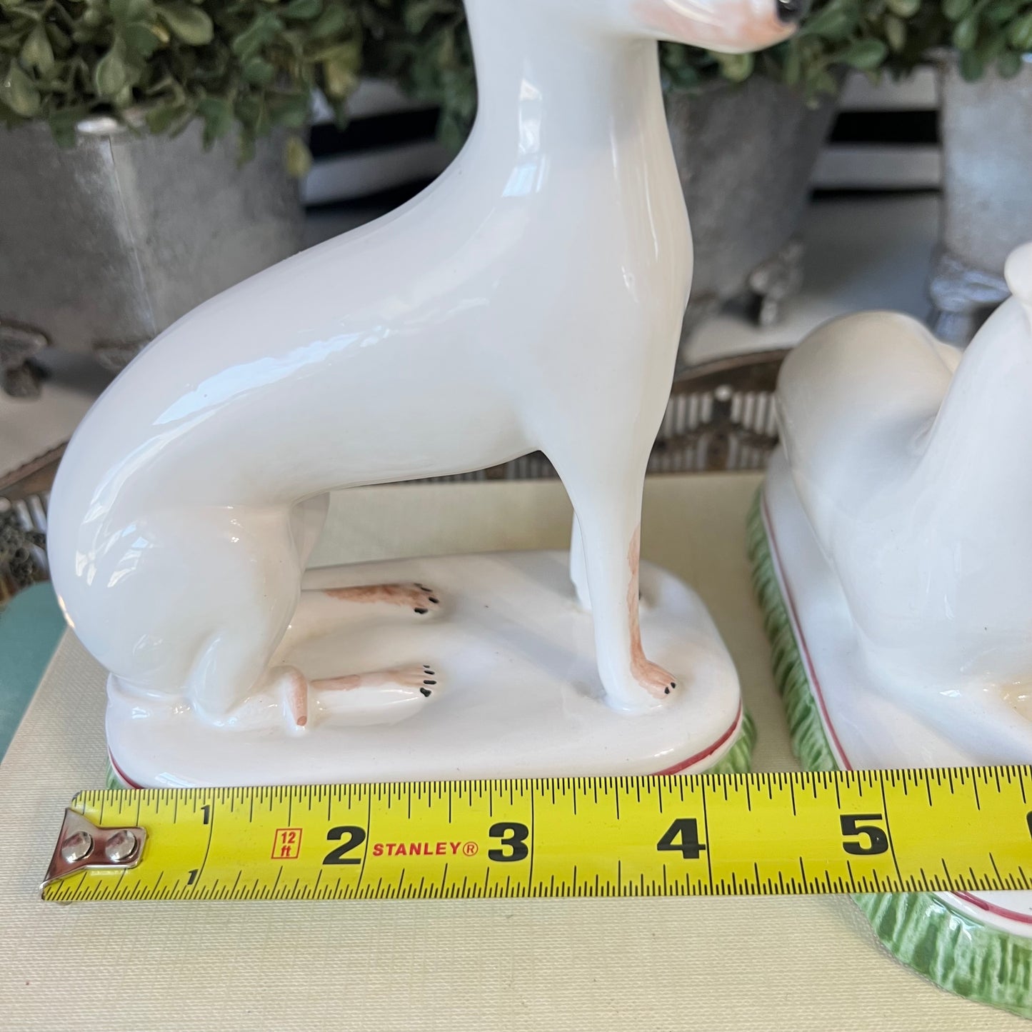 Italian Hand Painted Greyhound Whippets White Porcelain Dogs Bookends (Pair) - Pristine!