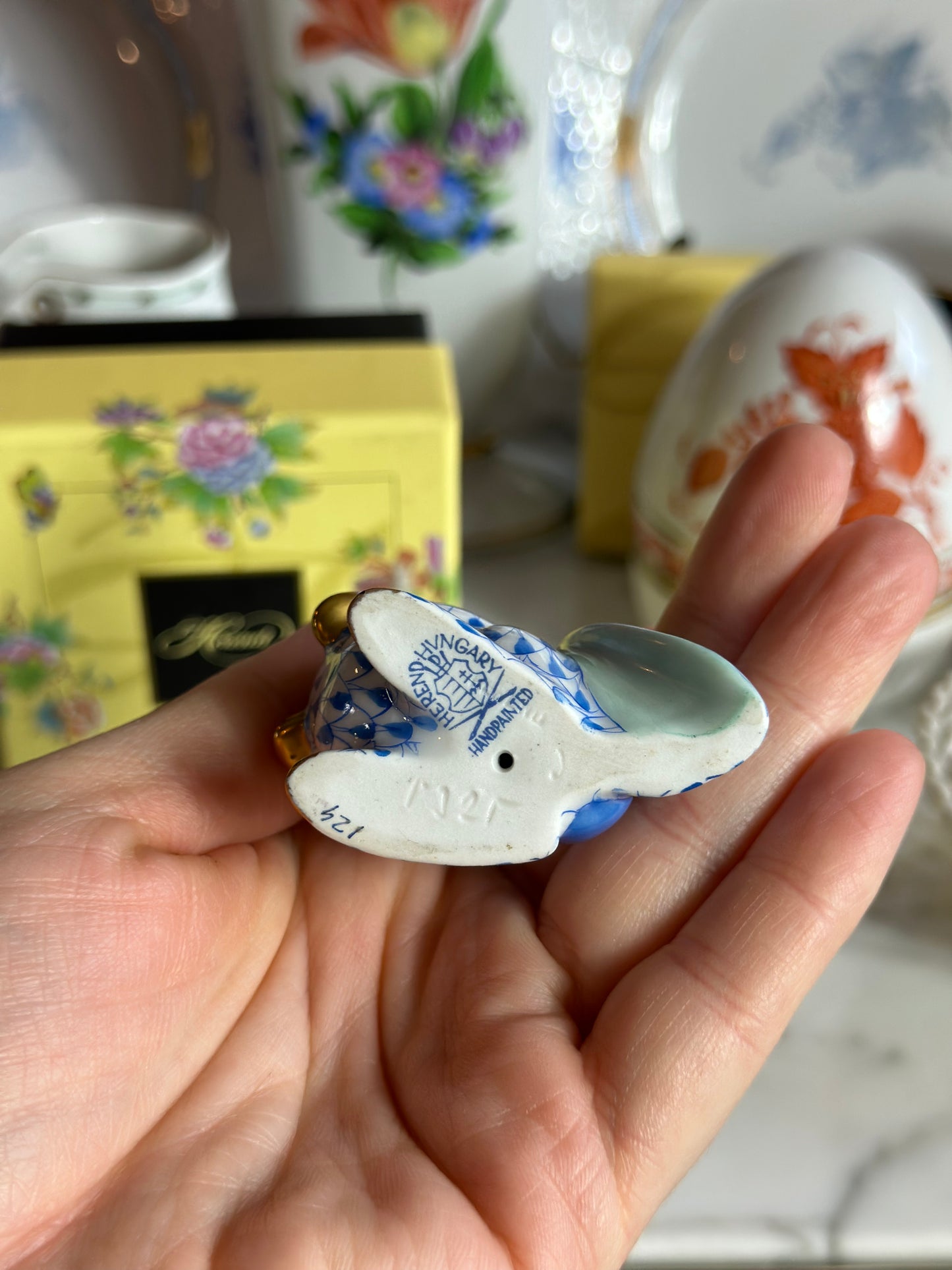 Herend Blue Fishnet Bunny Rabbit, One Ear Up, 4” tall, Retail $340 - Pristine!