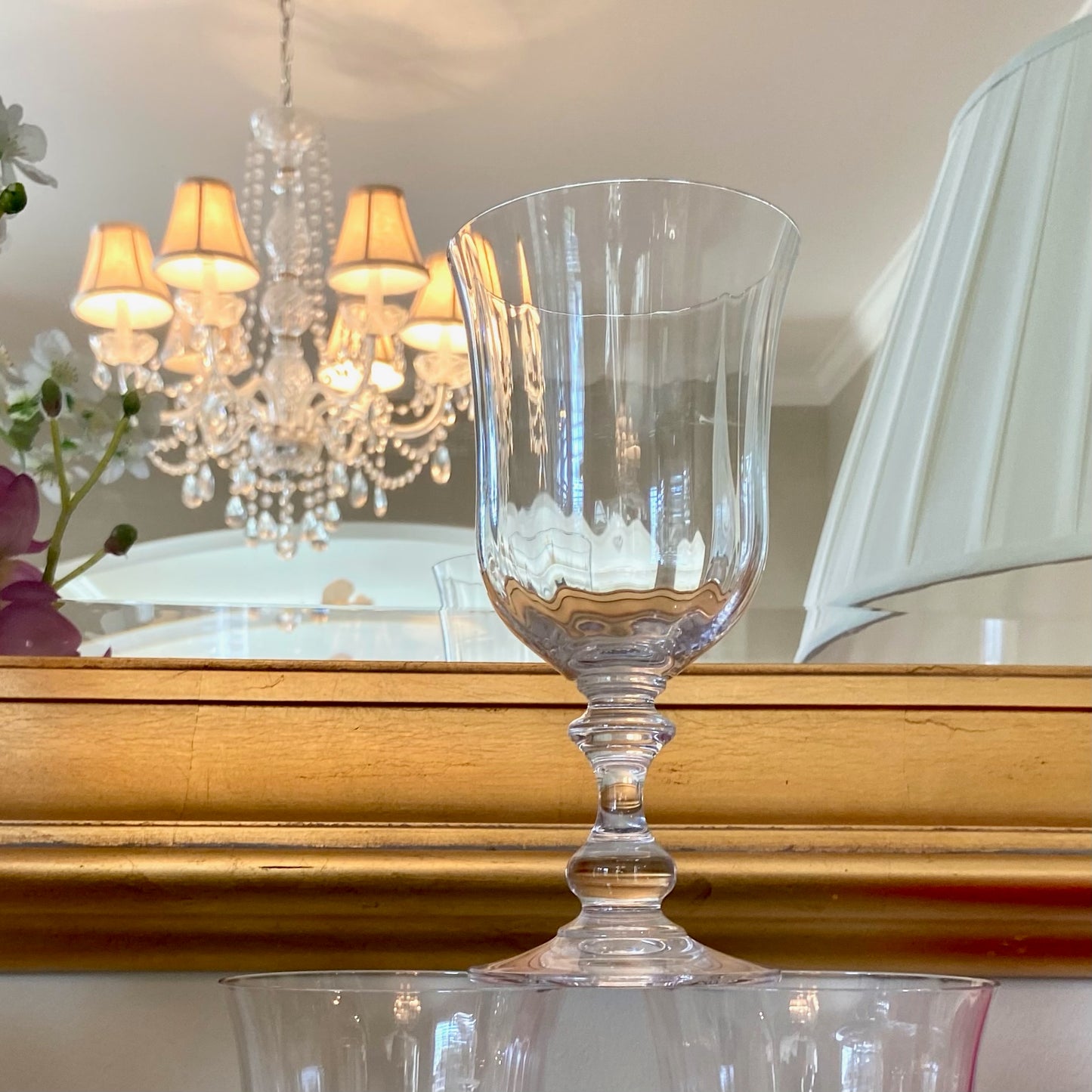 Set of 7 stunning vintage crystal tall glasses  7 in