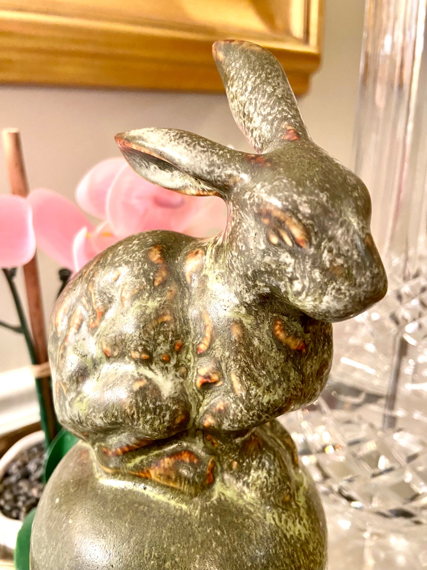 Statuesque vintage Bunny Rabbit ceramic decor column.