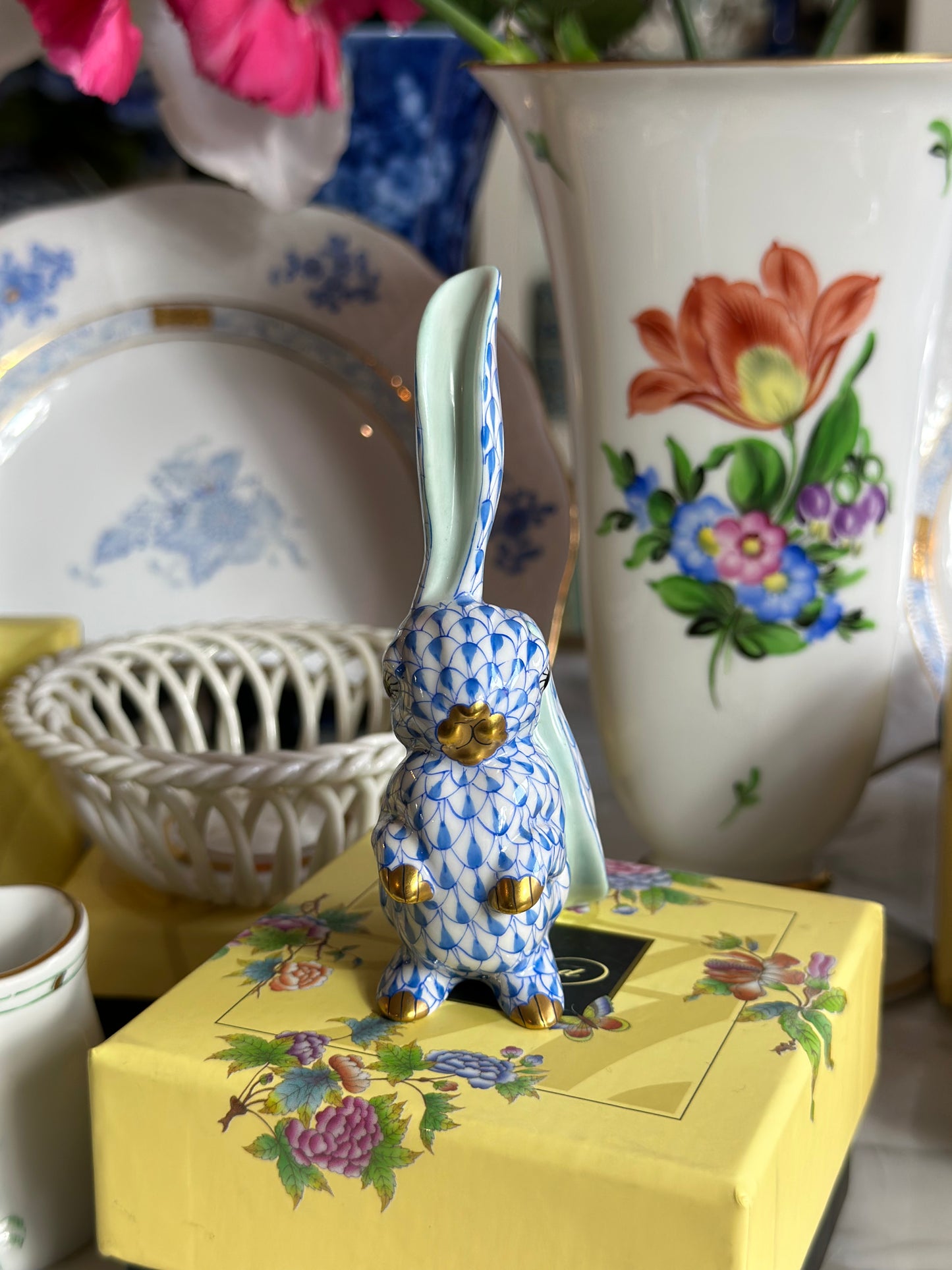 Herend Blue Fishnet Bunny Rabbit, One Ear Up, 4” tall, Retail $340 - Pristine!
