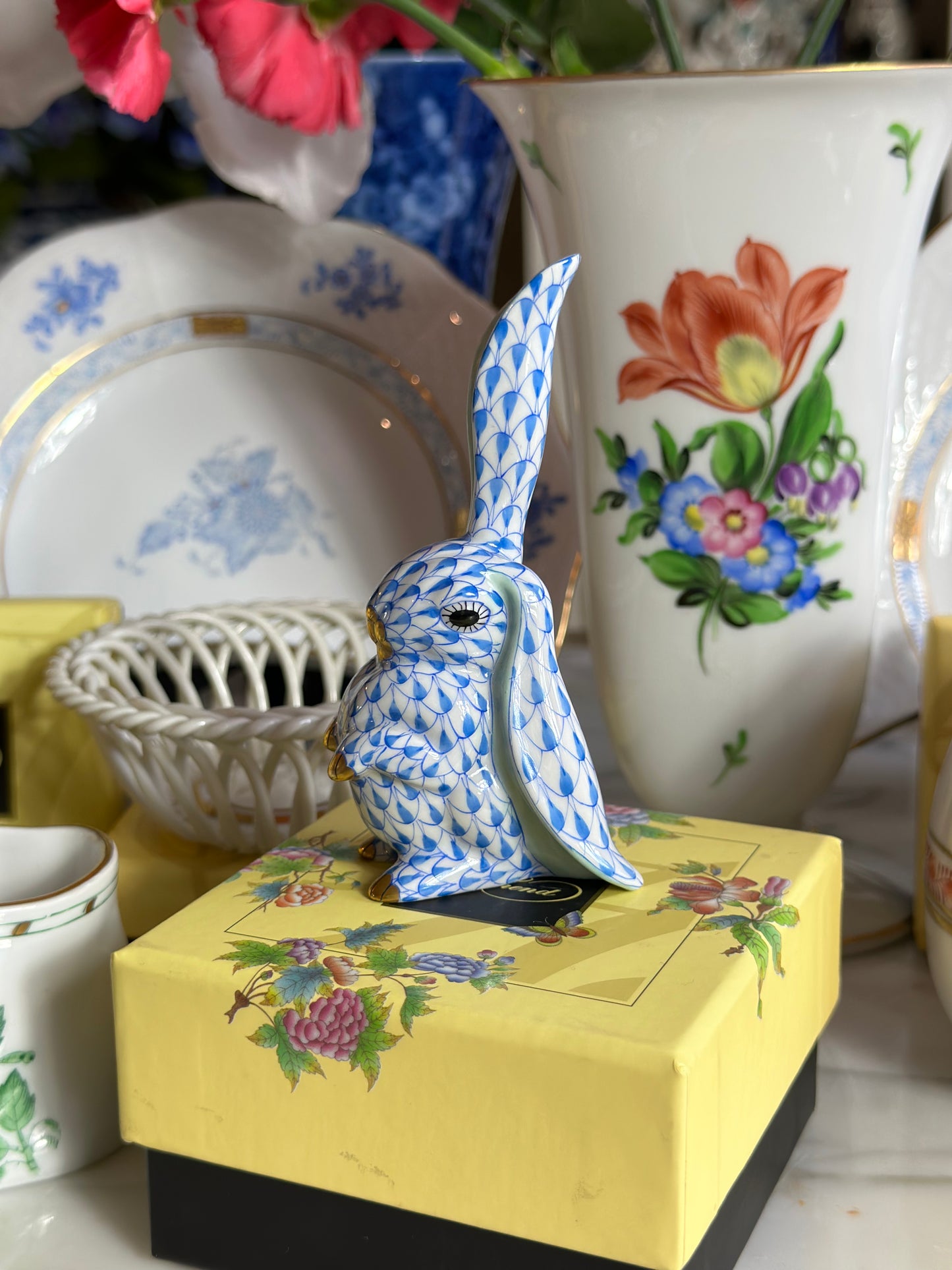 Herend Blue Fishnet Bunny Rabbit, One Ear Up, 4” tall, Retail $340 - Pristine!